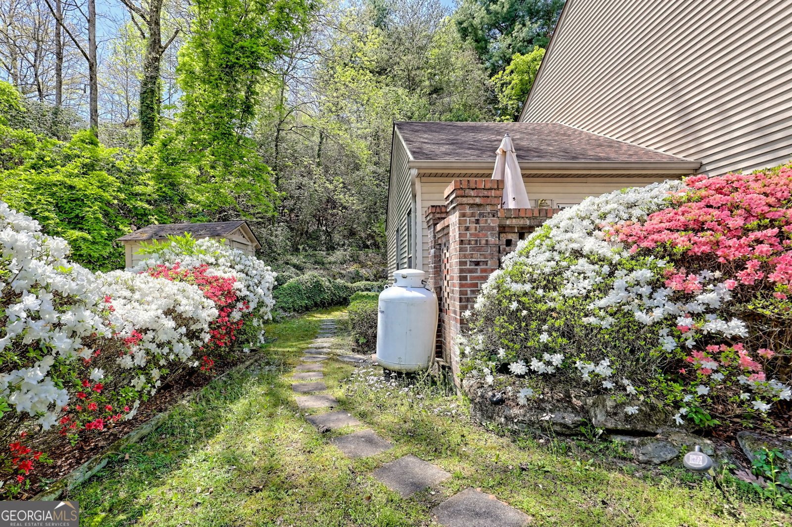 199 Stornoway Drive Clayton - 51