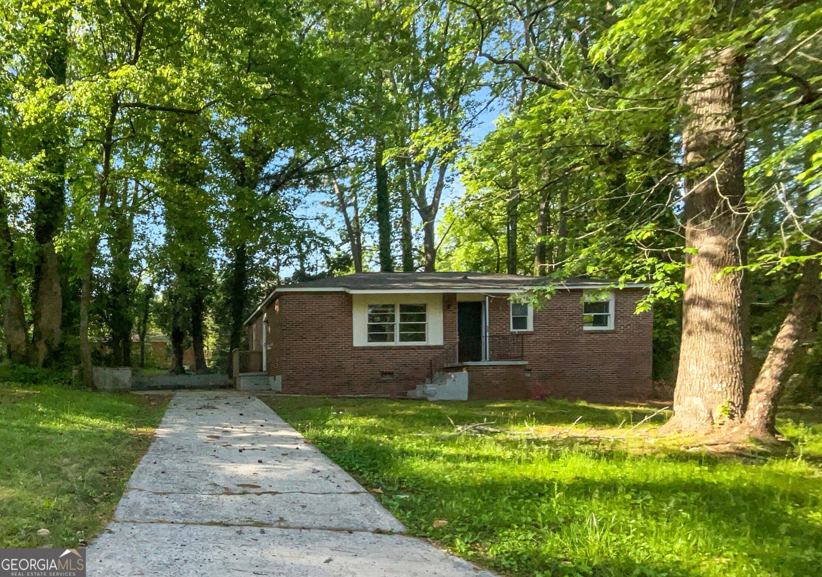 233 Banberry Drive Atlanta - 1