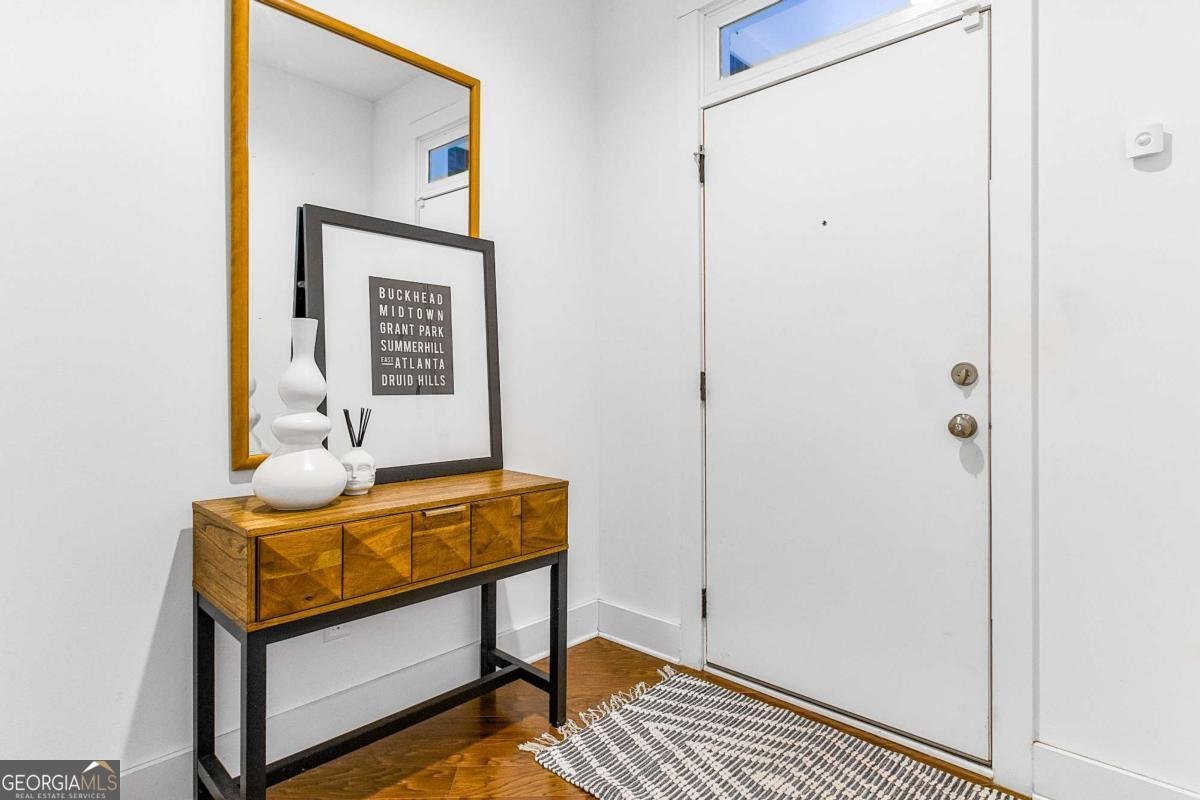 2498 Perry Boulevard Atlanta - 31
