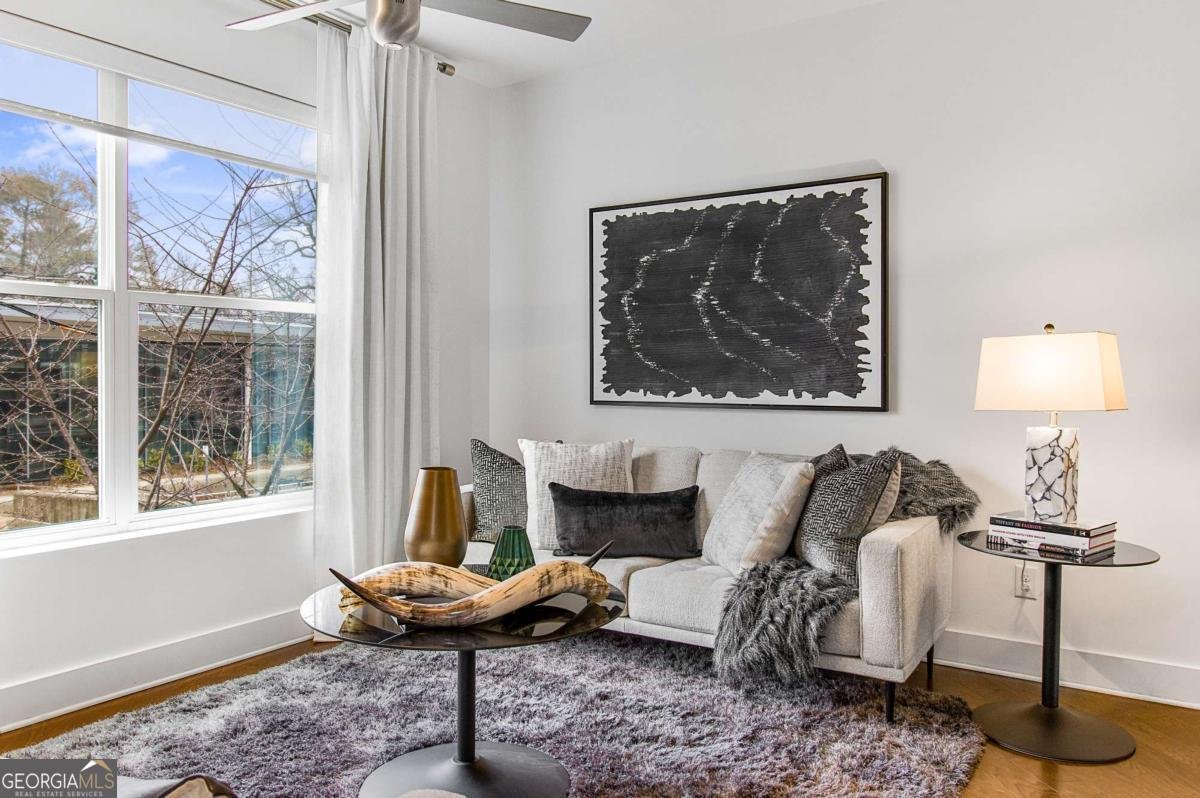 2498 Perry Boulevard Atlanta - 4