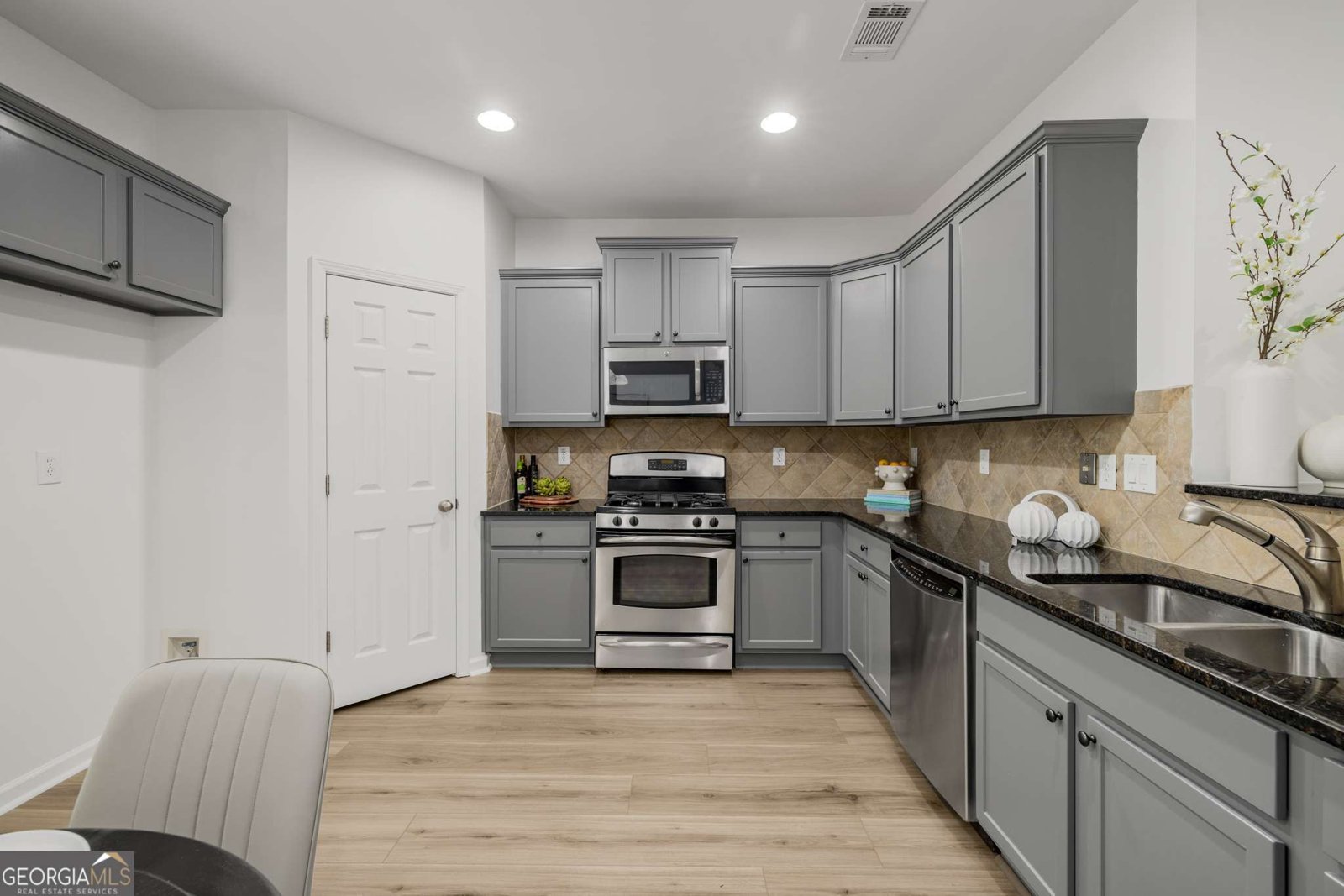 863 Commonwealth Avenue Atlanta - 12