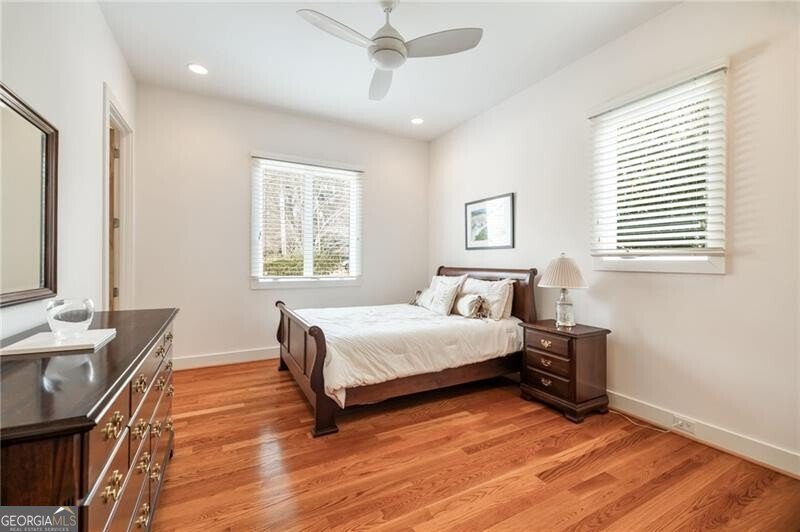 4835 Merlendale Court Atlanta - 27