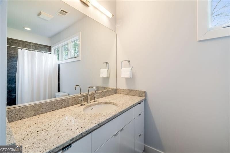 4835 Merlendale Court Atlanta - 39