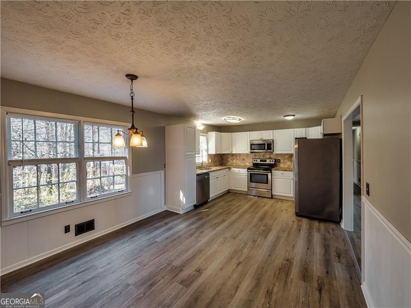 11511 Highway 92 Woodstock - 3