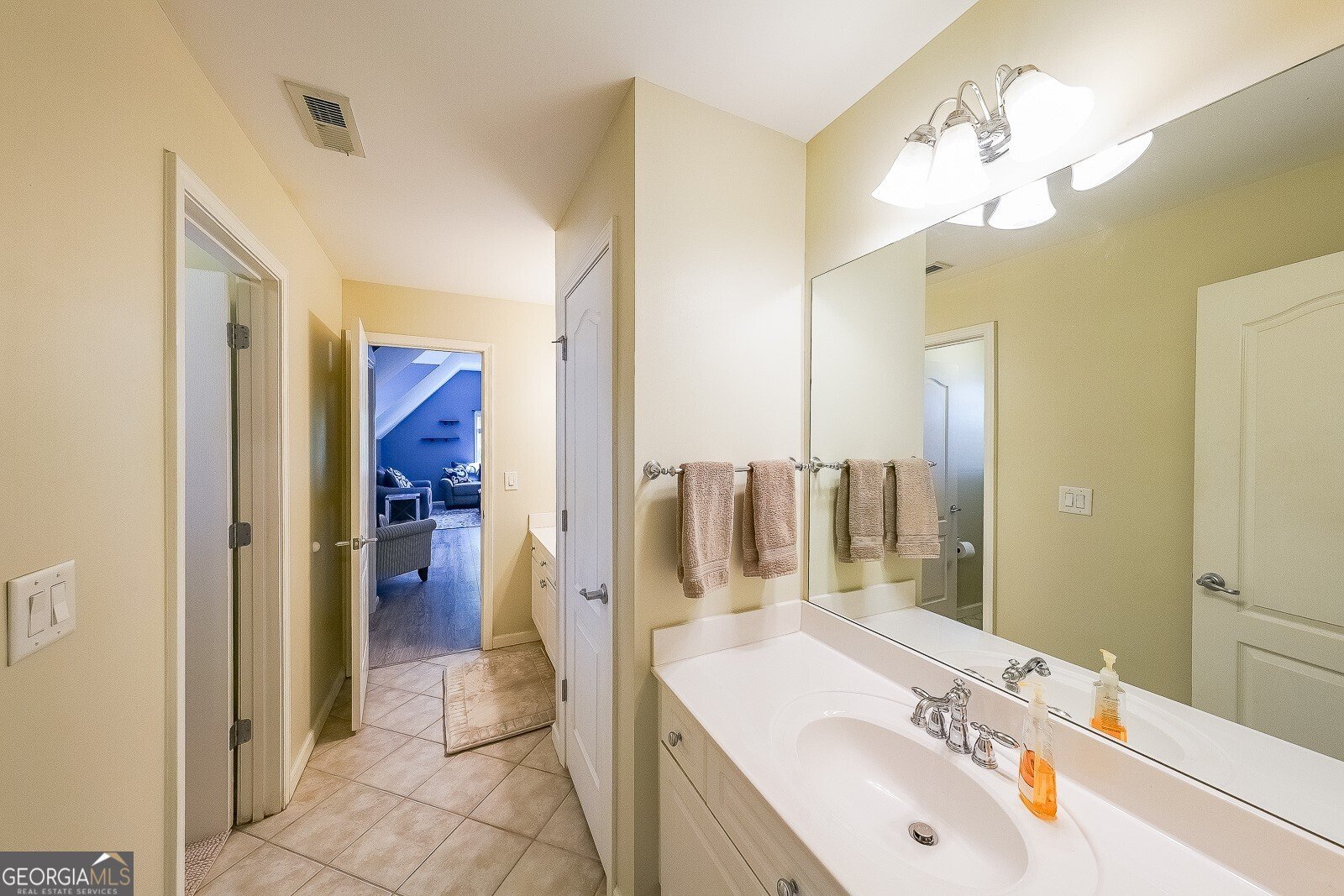 2439 Huntington Park Drive Acworth - 24