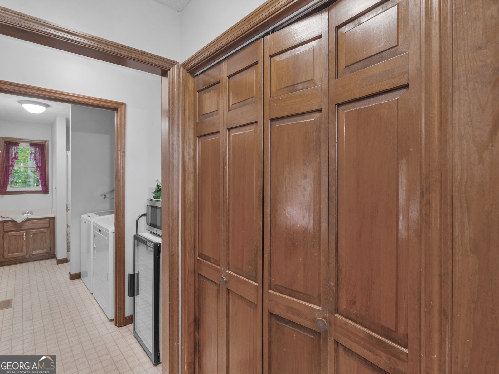 930 Singley Drive Locust Grove - 27