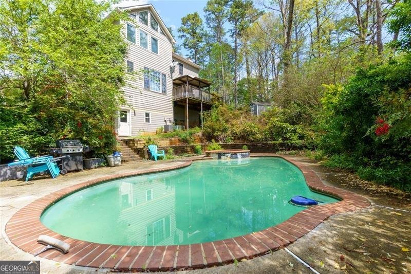 225 NACOOCHEE Drive Woodstock - 1