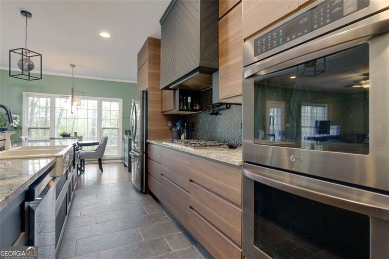 225 NACOOCHEE Drive Woodstock - 20