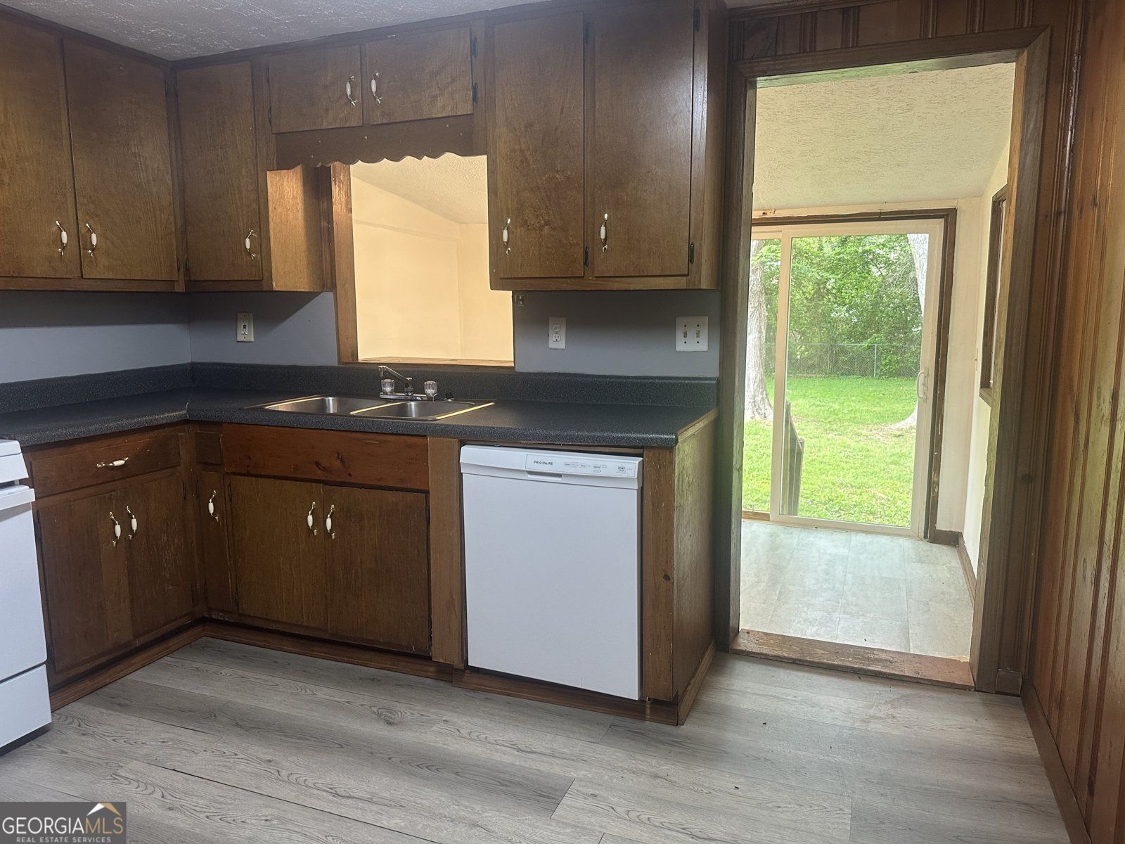 8833 Thomas Road Jonesboro - 11