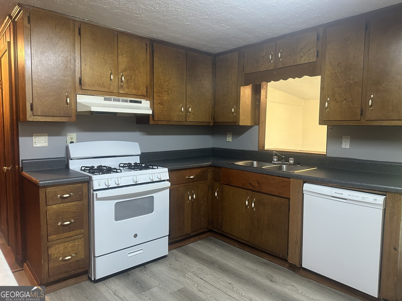 8833 Thomas Road Jonesboro - 9