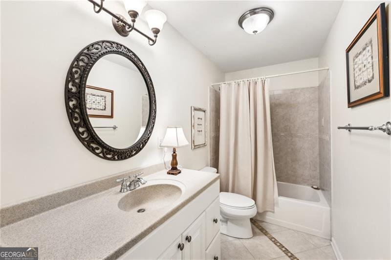 8640 Amsbury Way Cumming - 52
