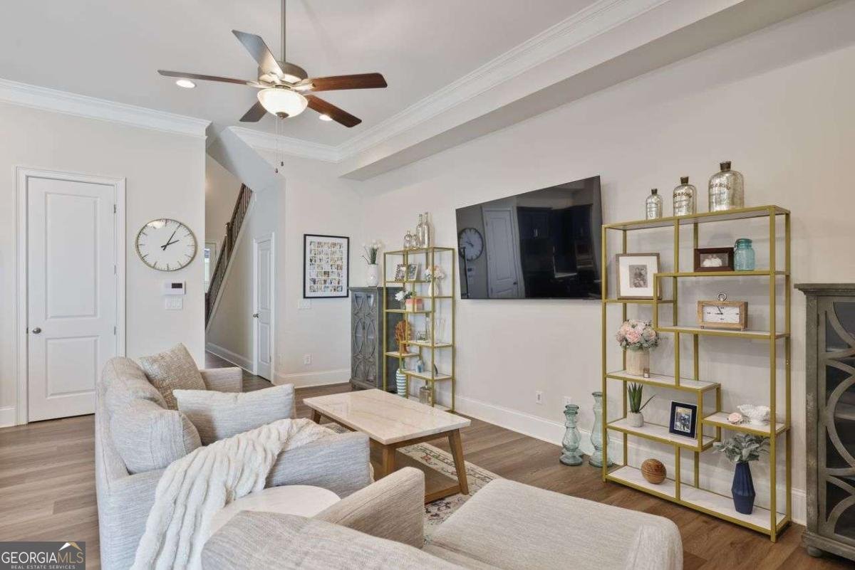 690 Stickley Oak Way Woodstock - 5