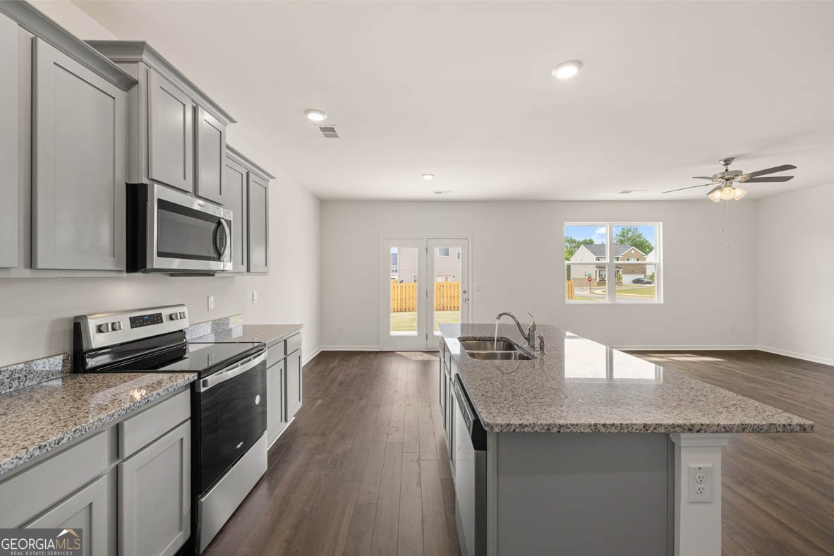 572 Whitman Lane Stockbridge - 15