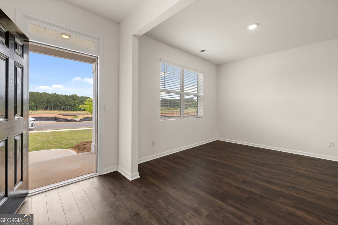 572 Whitman Lane Stockbridge - 9