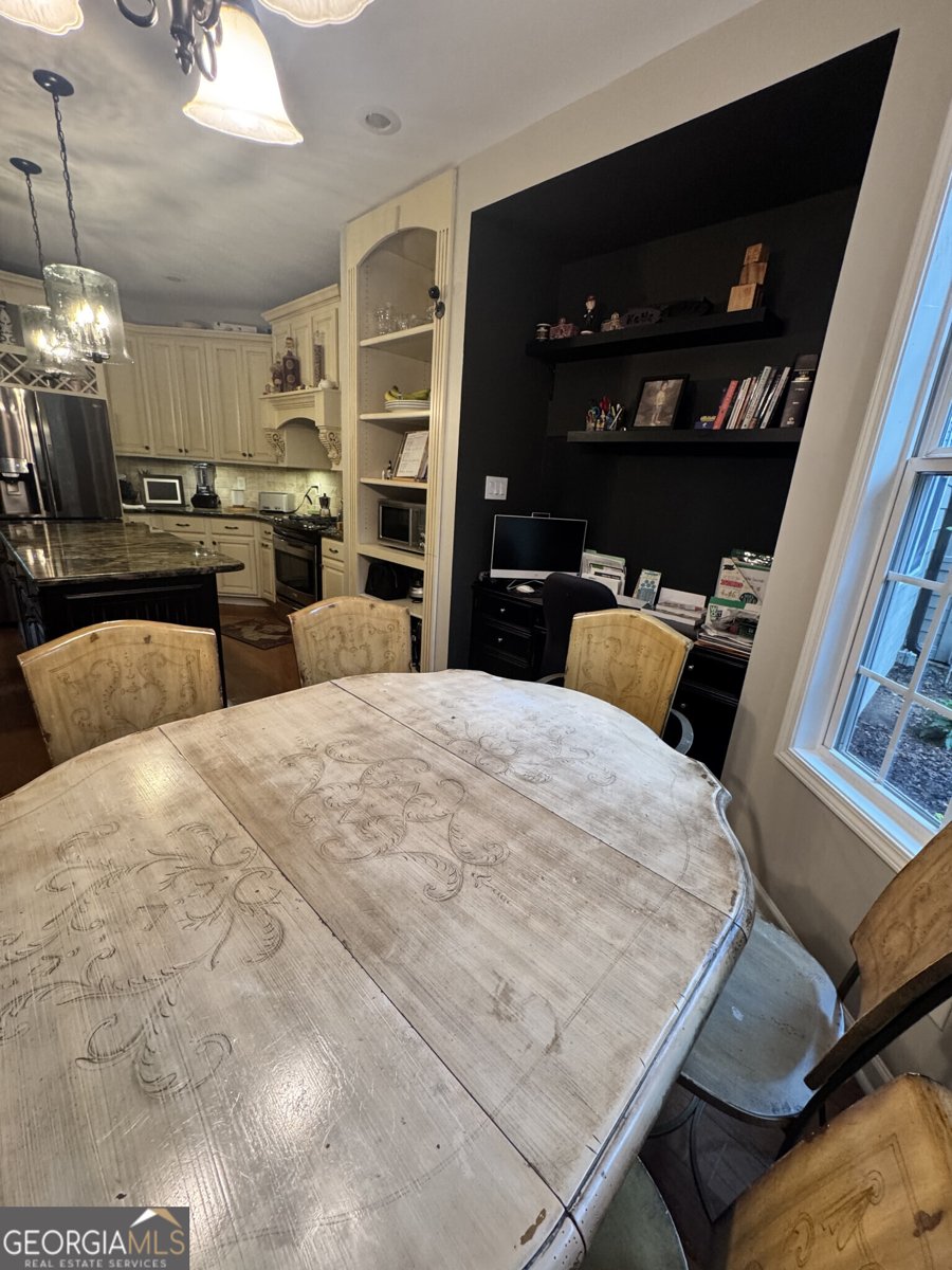 374 Persimmon Drive Sharpsburg - 11