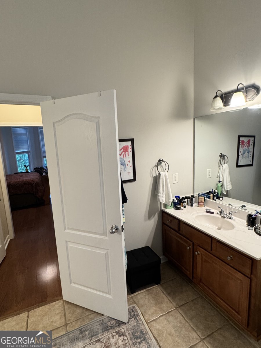 374 Persimmon Drive Sharpsburg - 14