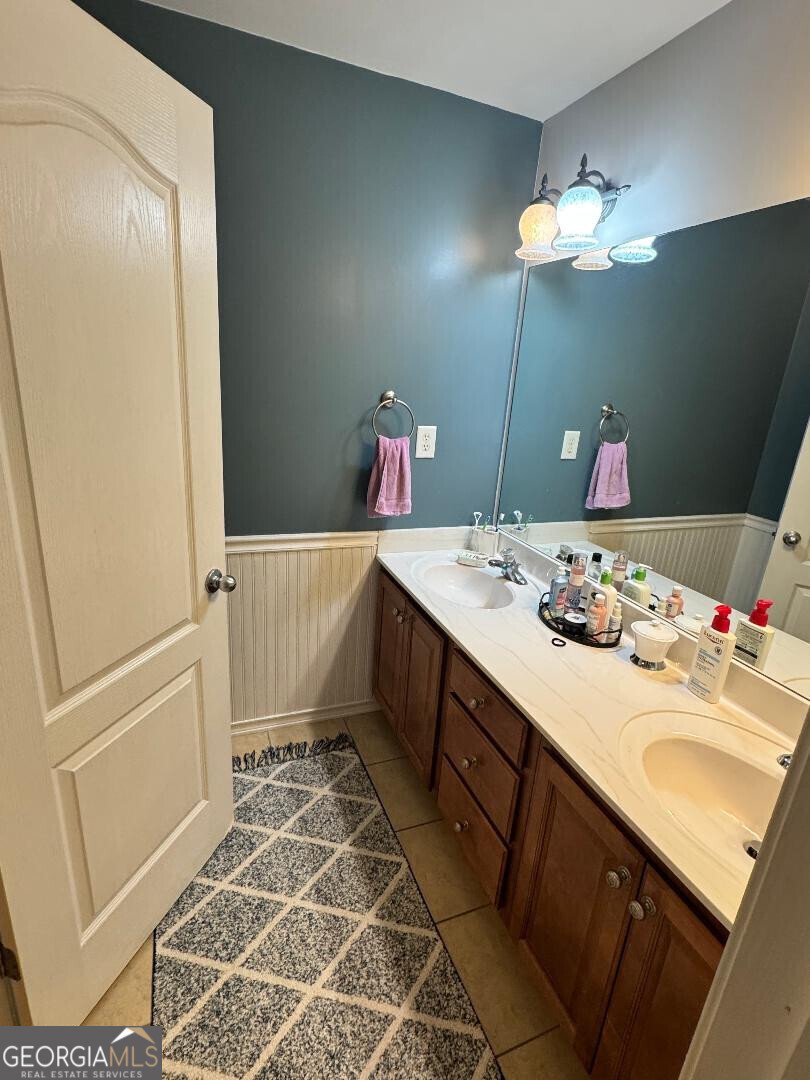 374 Persimmon Drive Sharpsburg - 26