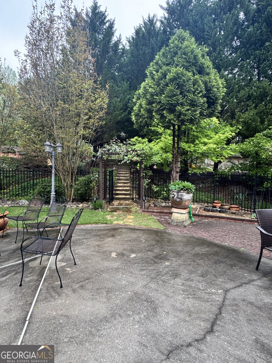 374 Persimmon Drive Sharpsburg - 5