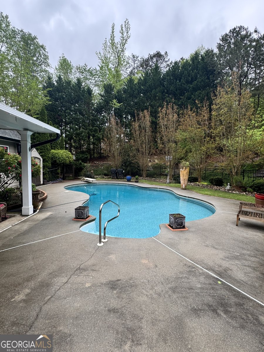 374 Persimmon Drive Sharpsburg - 9