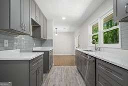 2340 CRESTA Drive Decatur - 18