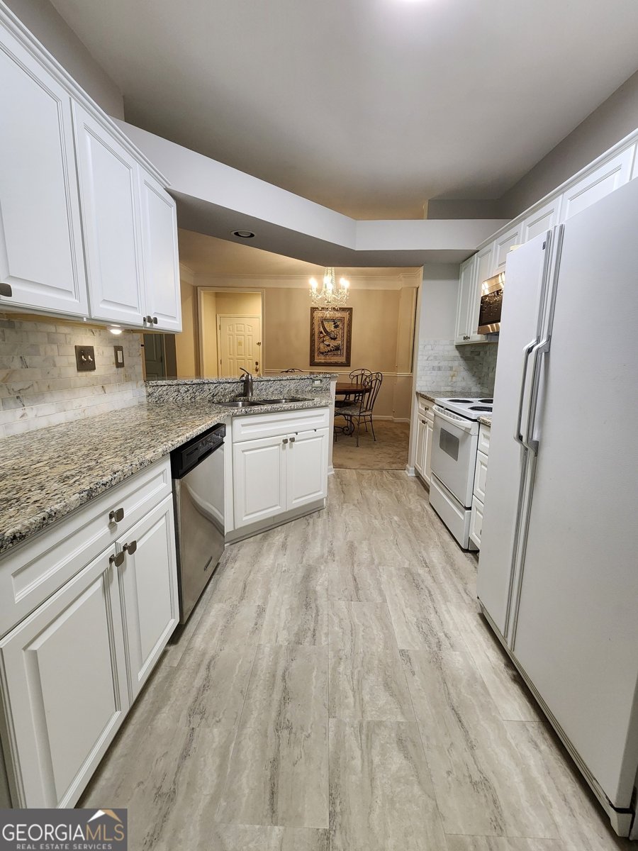 423 Pembrooke Circle Milton - 11