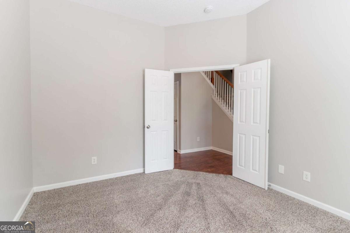 6757 Delaware Bend Fairburn - 5