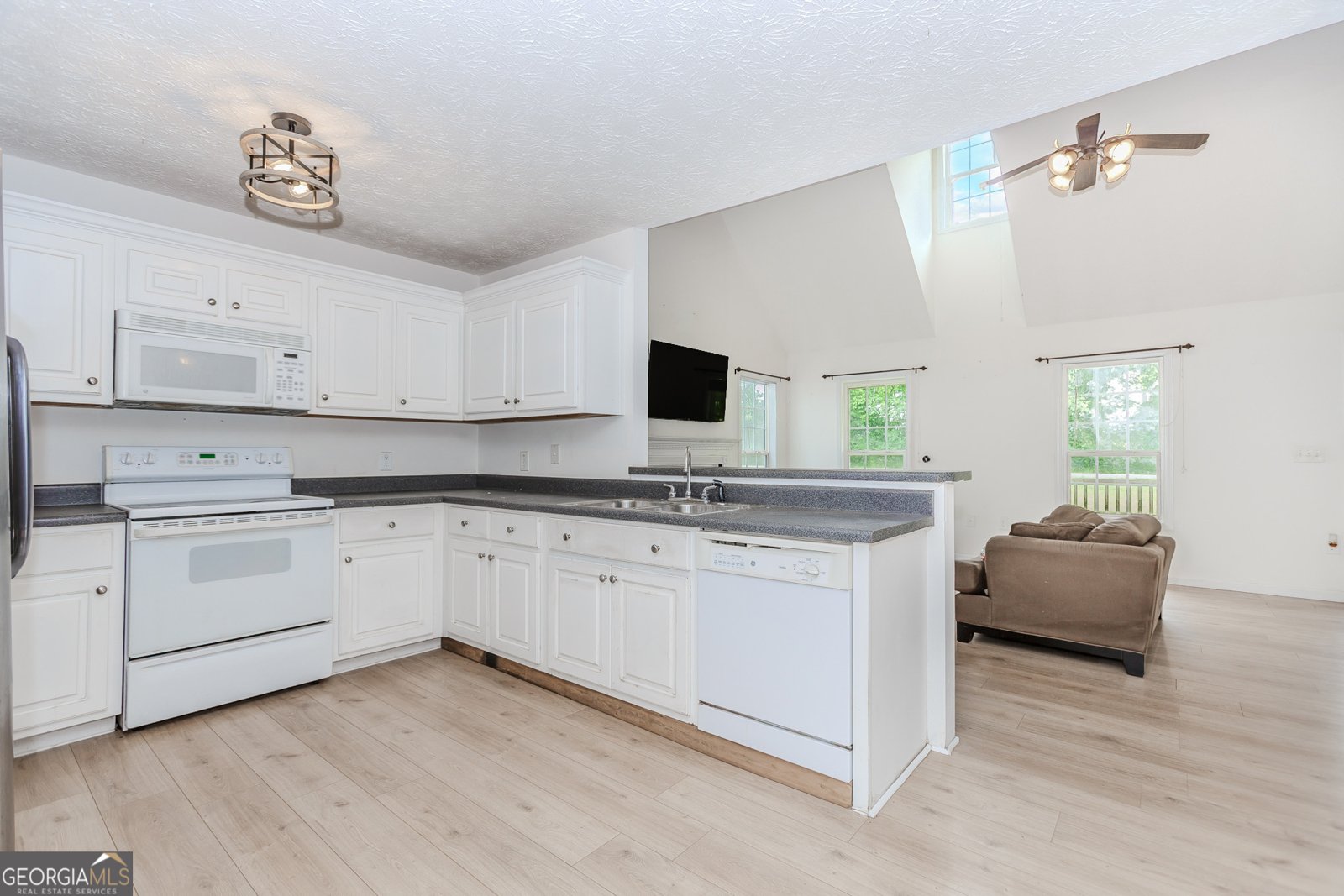 582 B Whitfield Road Jefferson - 12