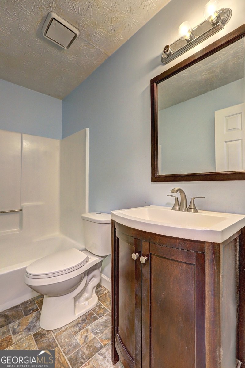 5621 Wildwood Trail Lithonia - 24