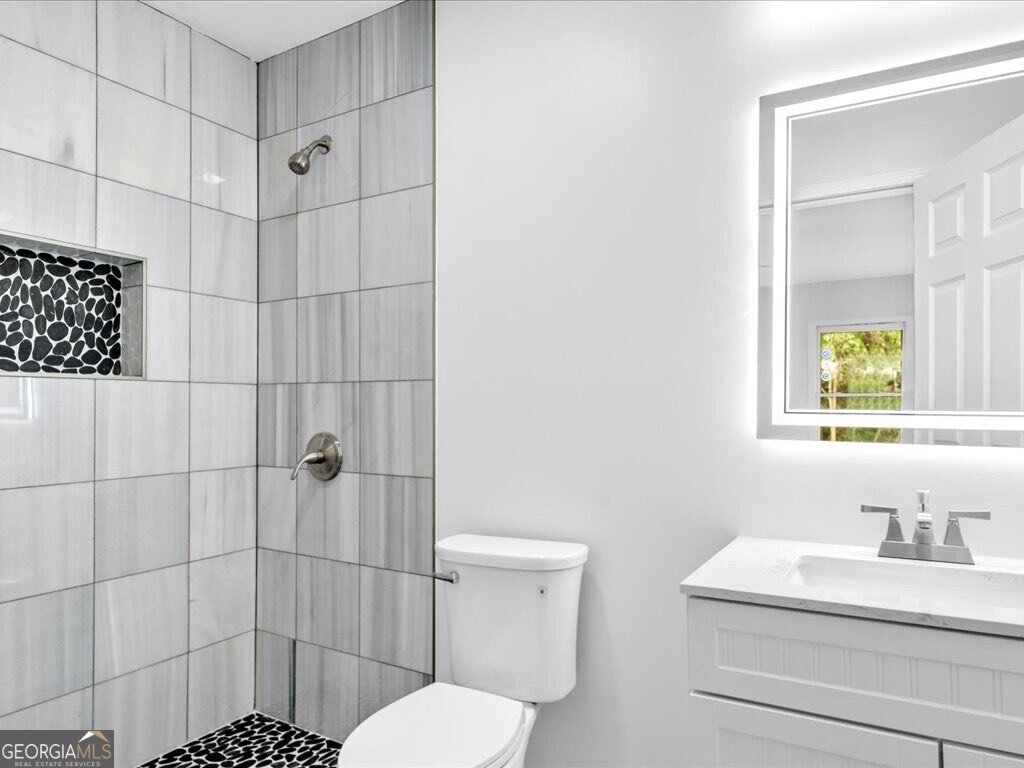 5840 CRABAPPLE Drive Mableton - 43
