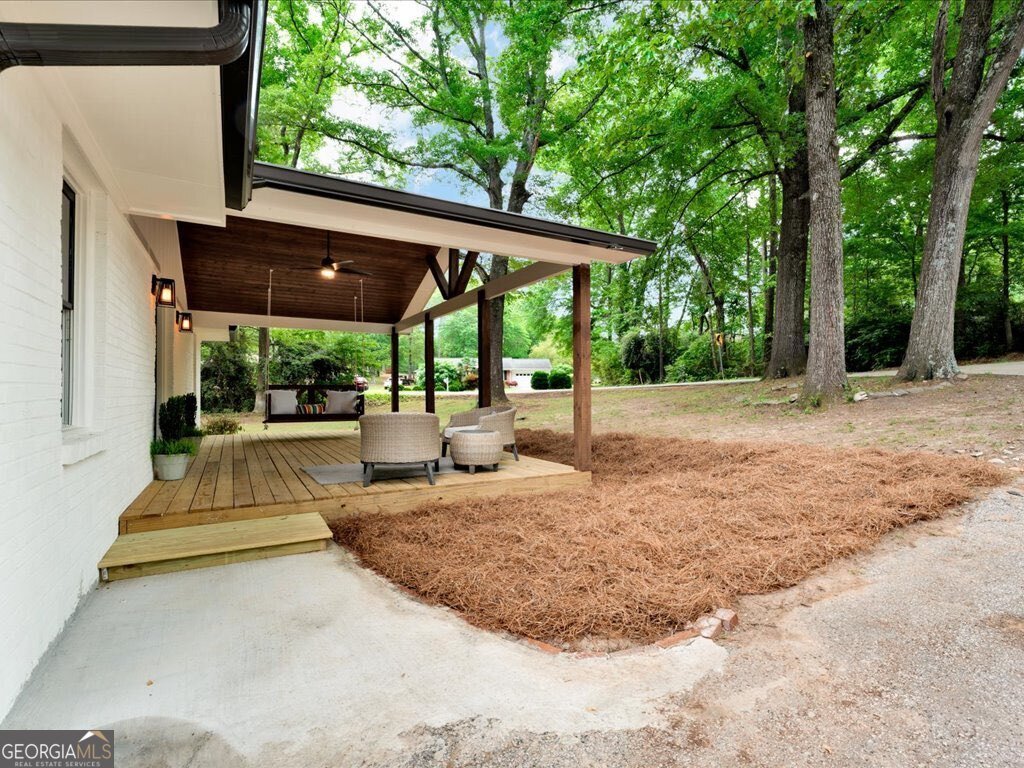 5840 CRABAPPLE Drive Mableton - 7