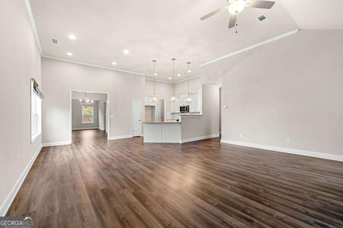 8230 Dawson View Way Cumming - 8