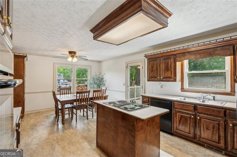 22 Oakwood HIlls Drive Suwanee - 20