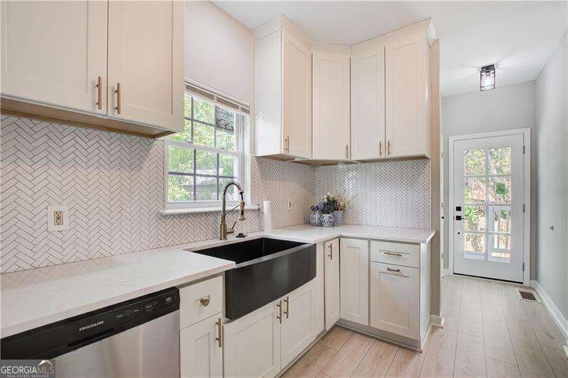 22 Haygood Avenue Atlanta - 9