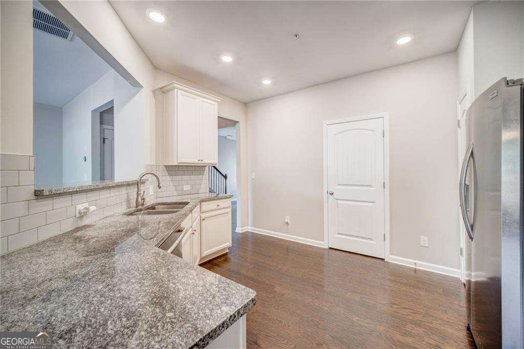 1216 Foxcroft Lane Cumming - 1