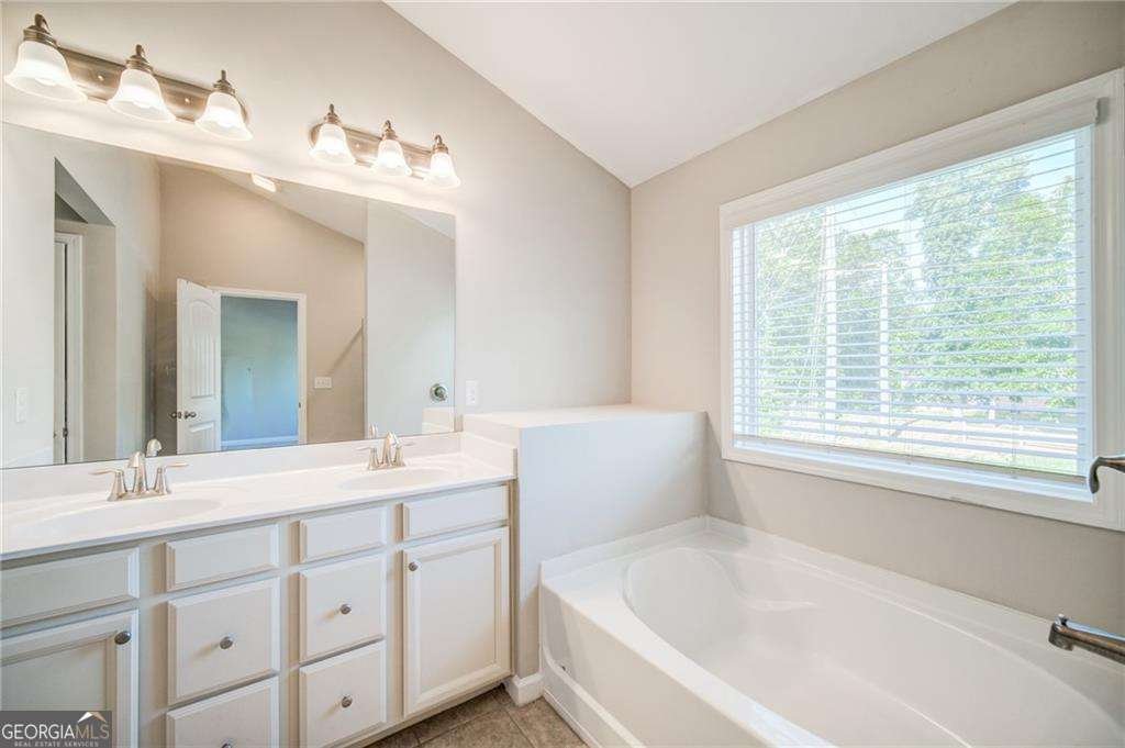 1216 Foxcroft Lane Cumming - 10