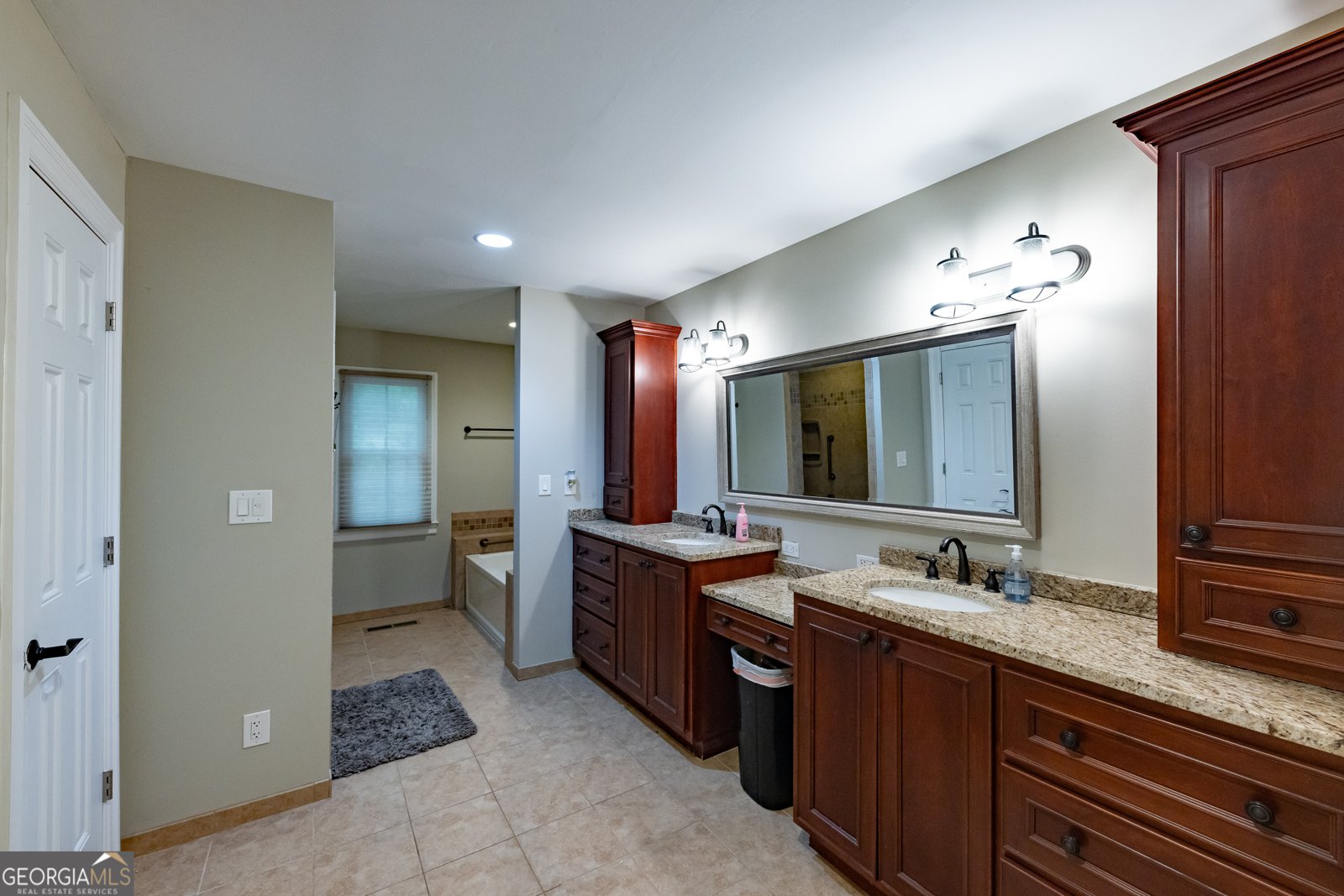 133 Hickory Drive Thomaston - 41