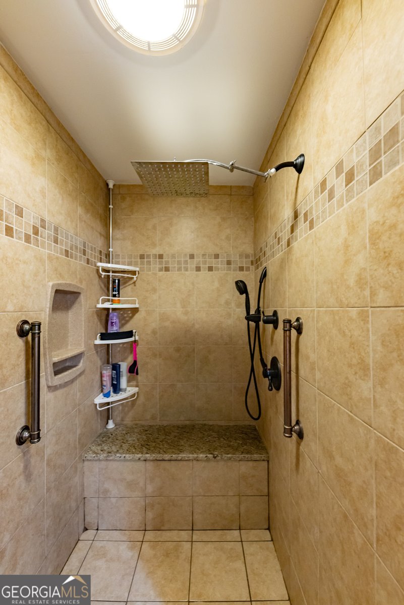 133 Hickory Drive Thomaston - 43