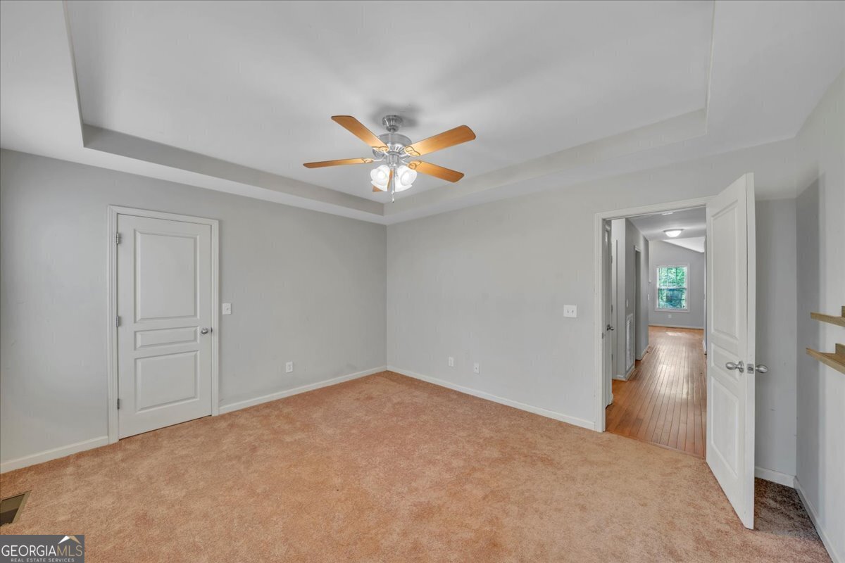 49 Kay Road White - 20