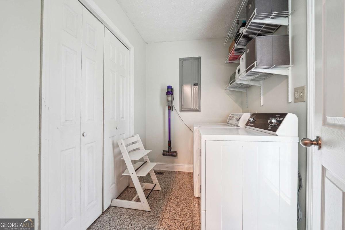 815 Tanner Road Dacula - 22