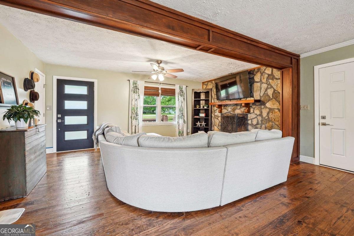 815 Tanner Road Dacula - 4