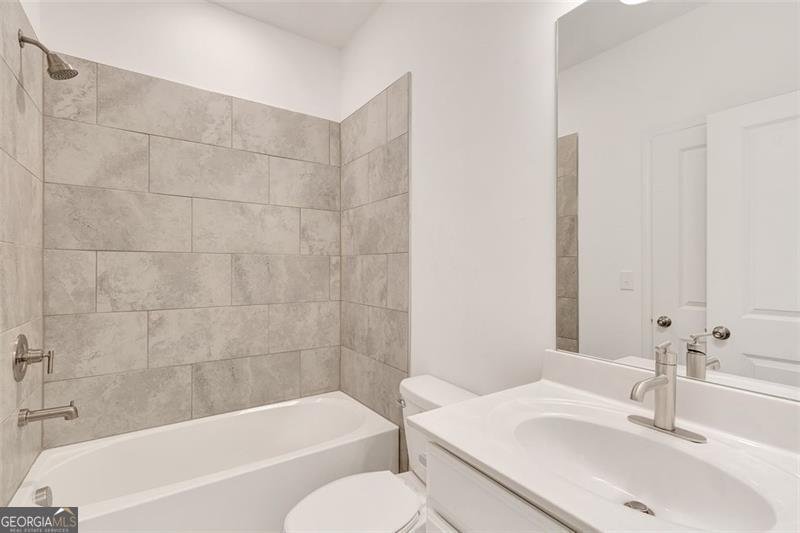 387 Danville Avenue Suwanee - 40