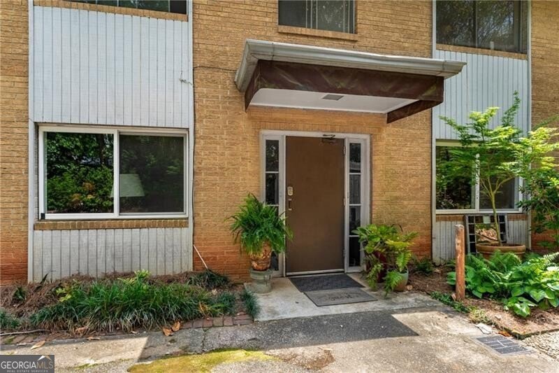 148 Waverly Way Atlanta - 1