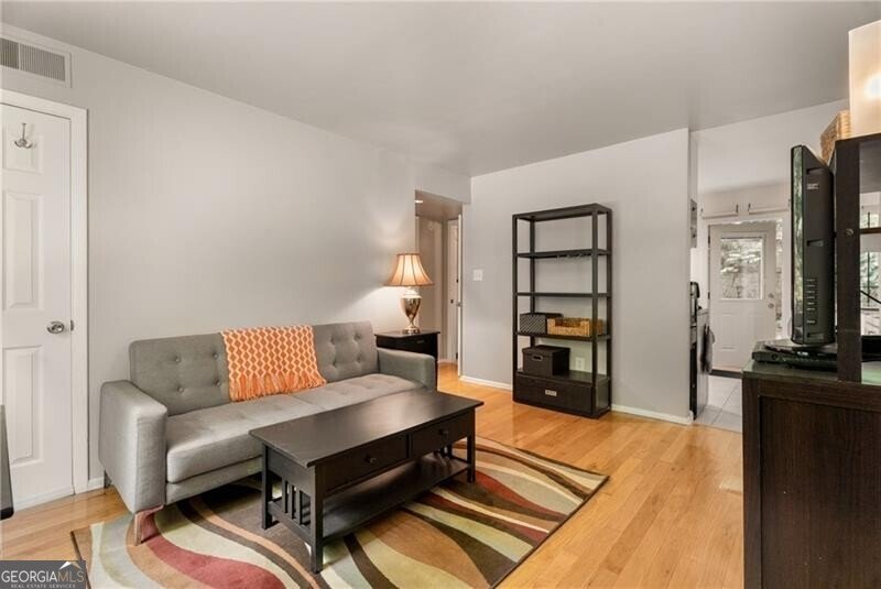 148 Waverly Way Atlanta - 2