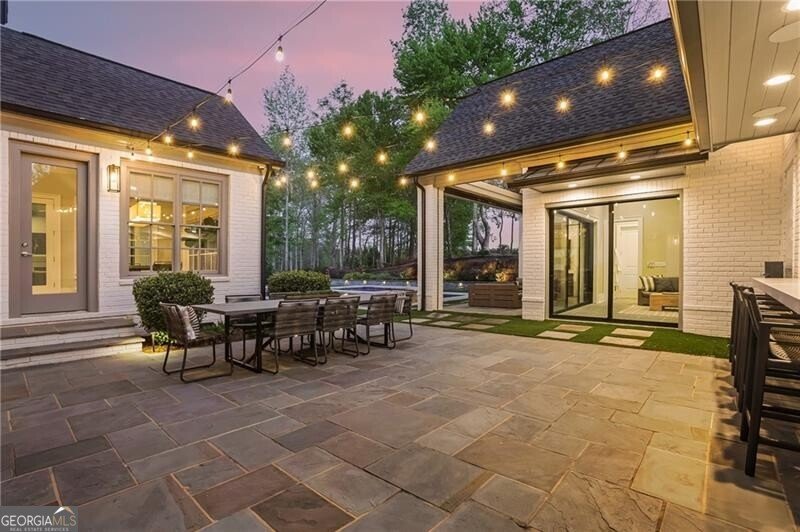 1073 Kent Court Milton - 24