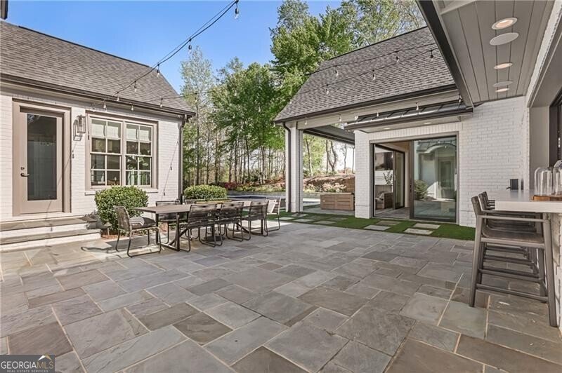 1073 Kent Court Milton - 33