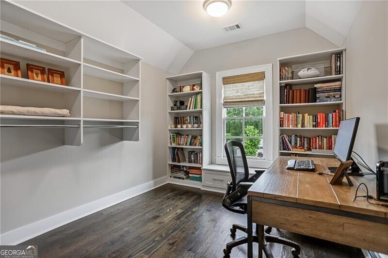 1073 Kent Court Milton - 55