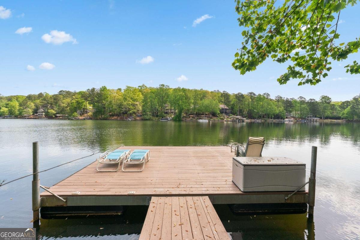 157 Broadwater Court Waleska - 2