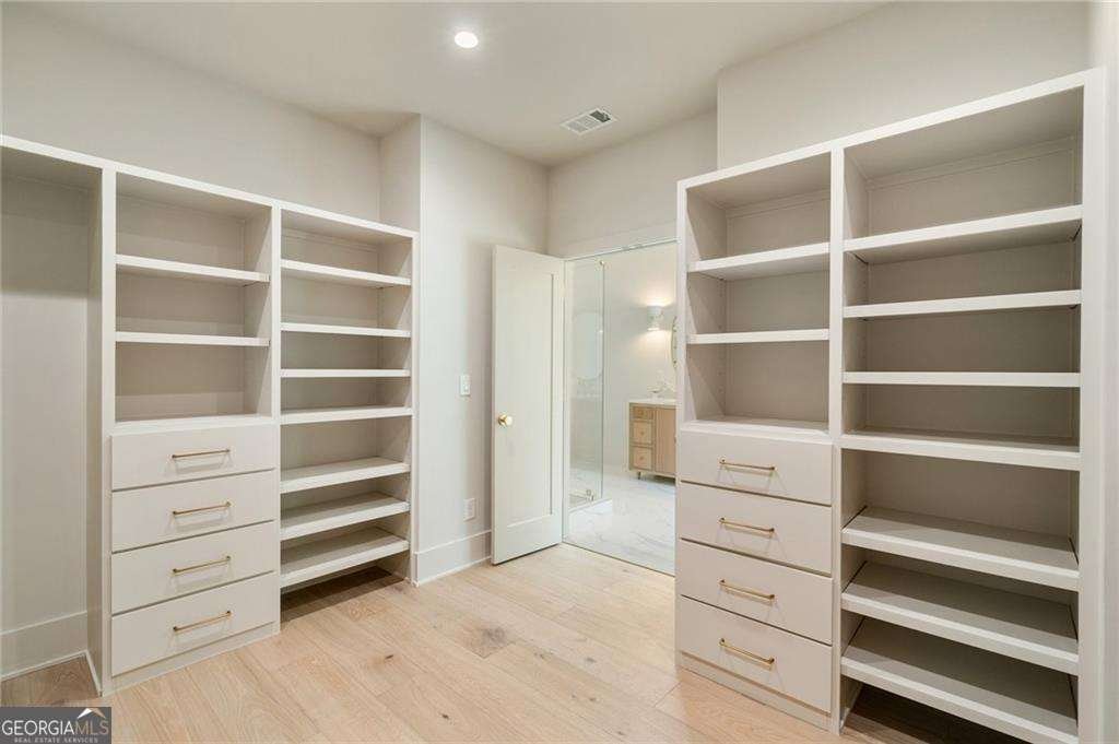 3006 Skyland Drive Brookhaven - 38