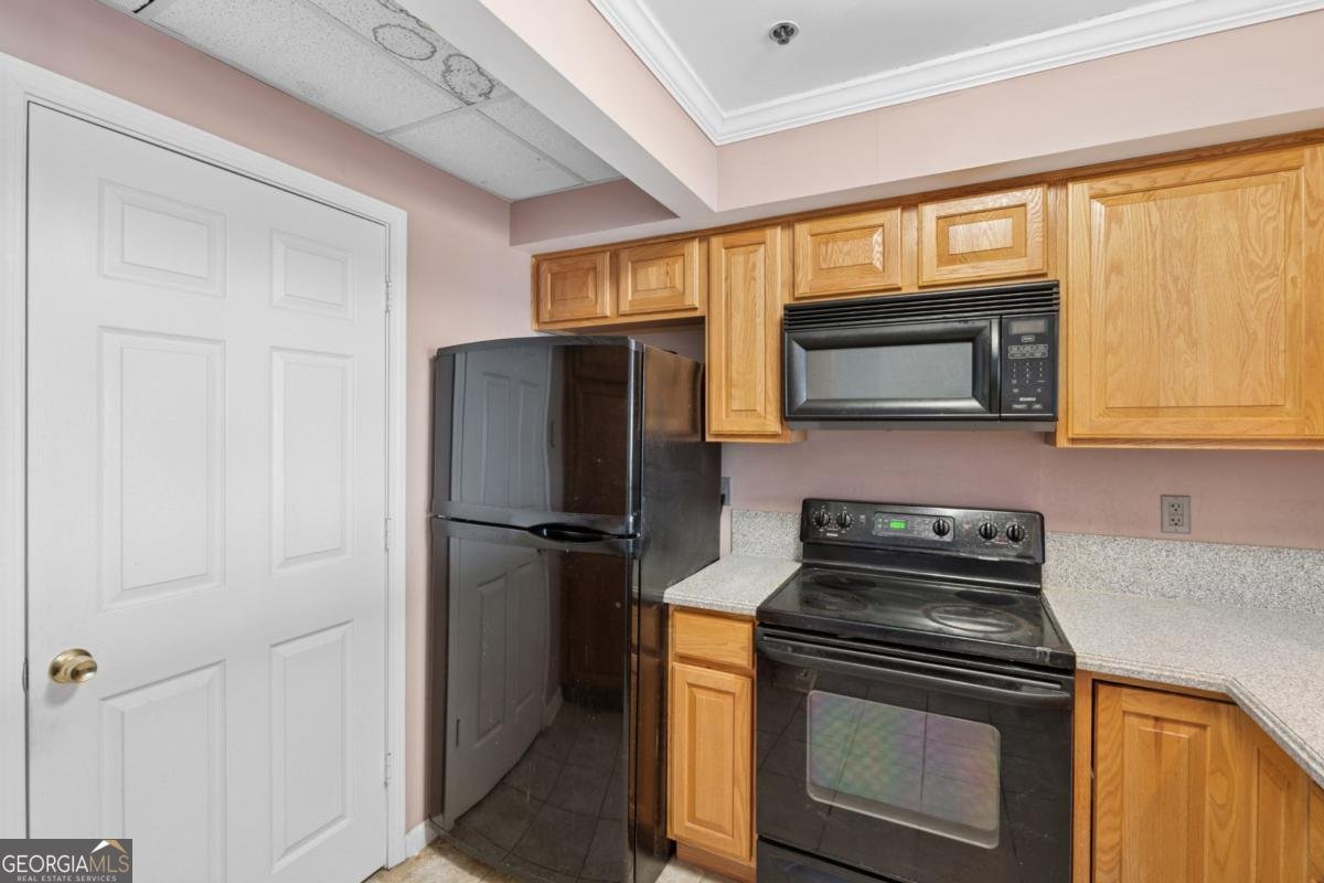 795 Hammond Drive Atlanta - 19