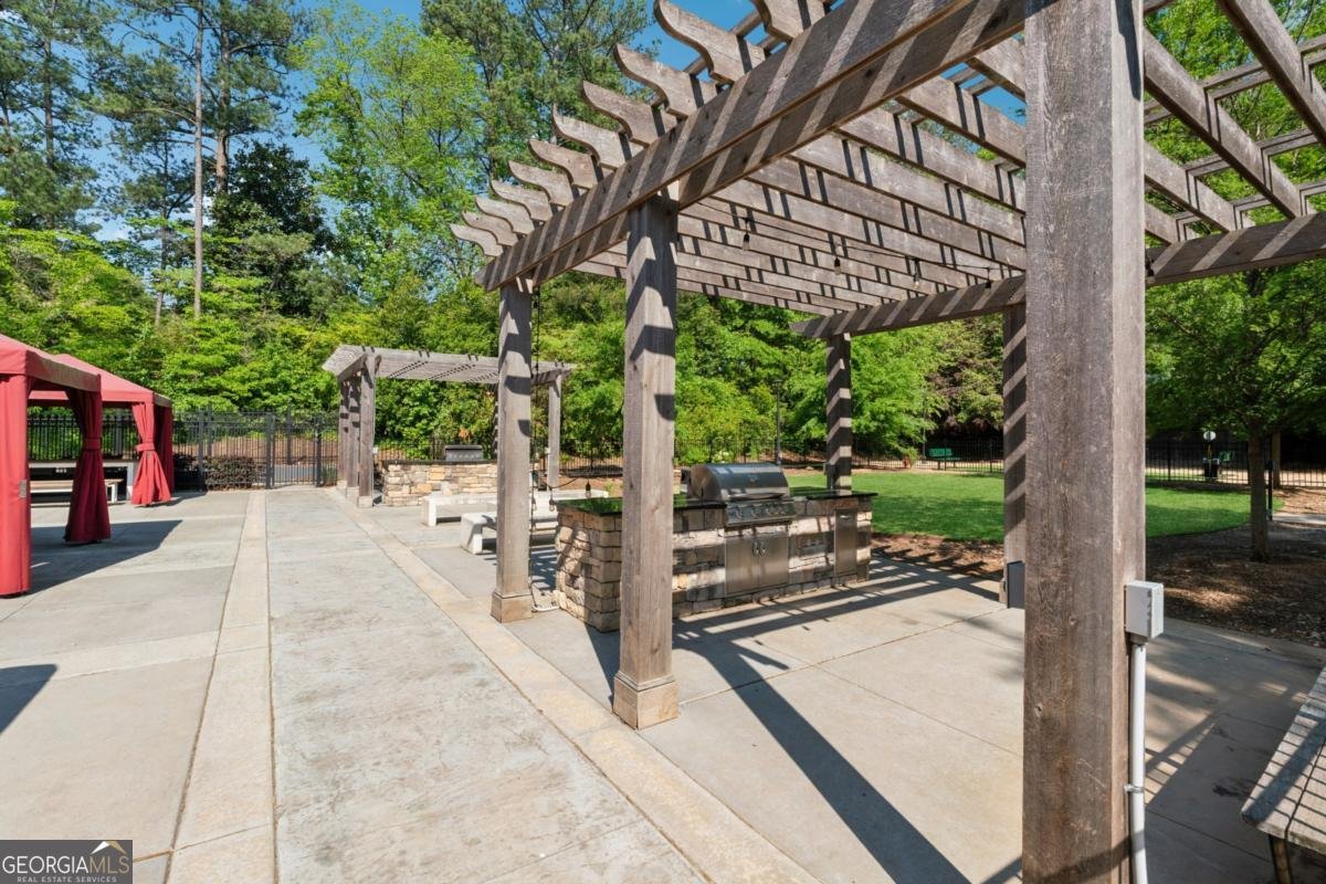 795 Hammond Drive Atlanta - 25